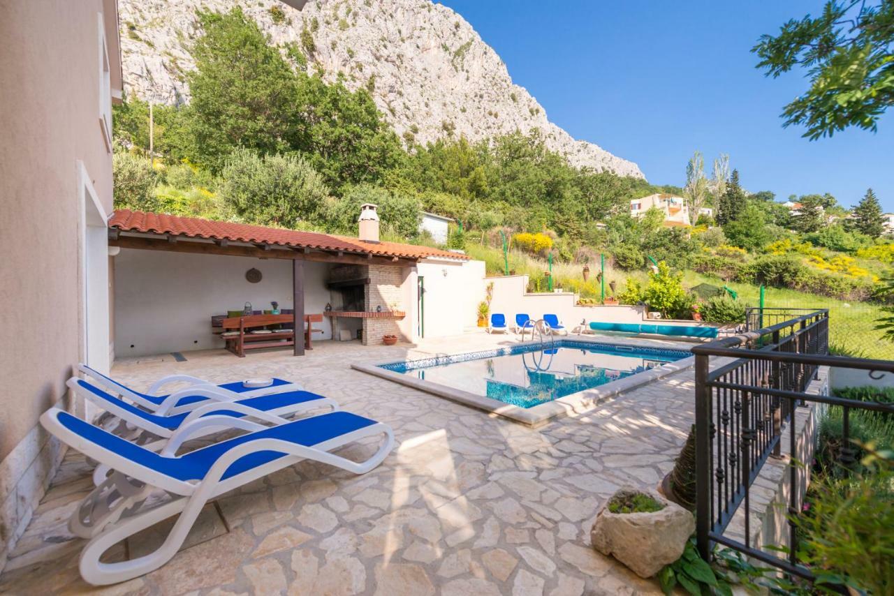 Holiday Home Figa Omiš Exterior foto